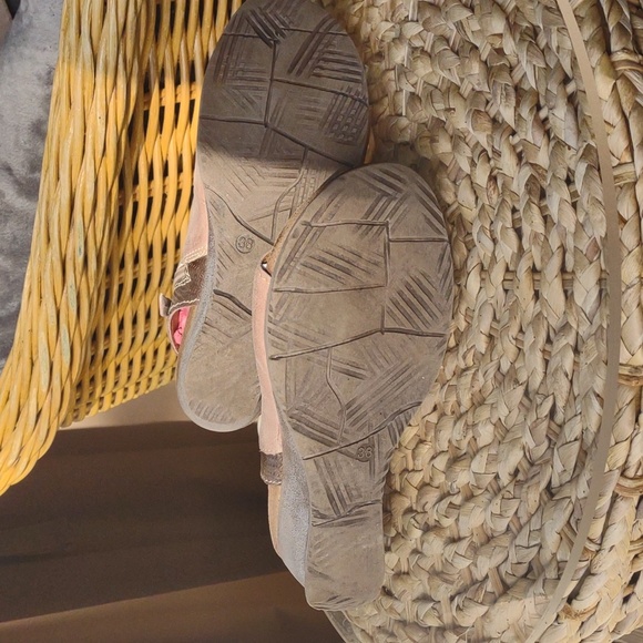 Miz Mooz Satine leather lace up sandals, size 38 (71/2) blush - Picture 3 of 5